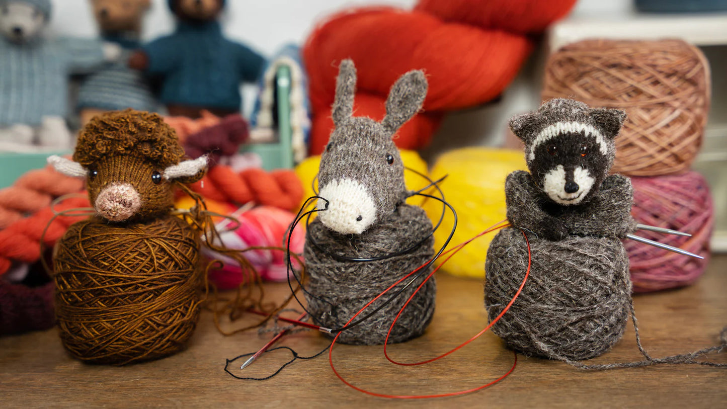Mouche and Friends