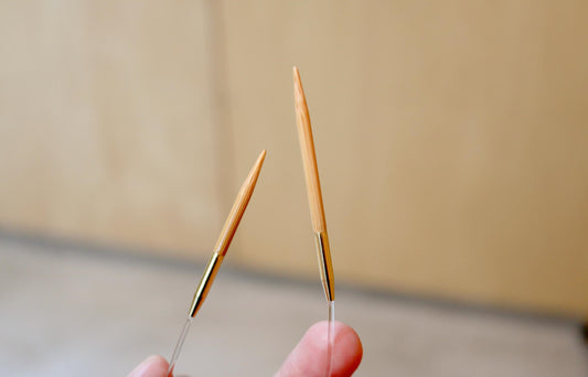 Asymmetric circular needles 23cm