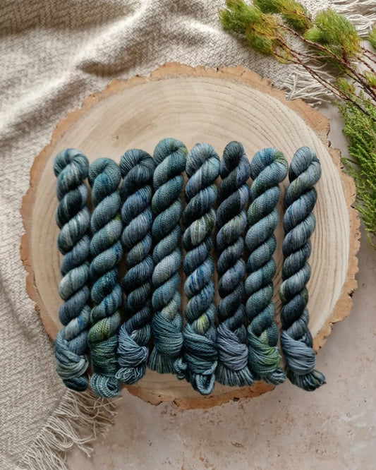 Hand-dyed BFL Fingering