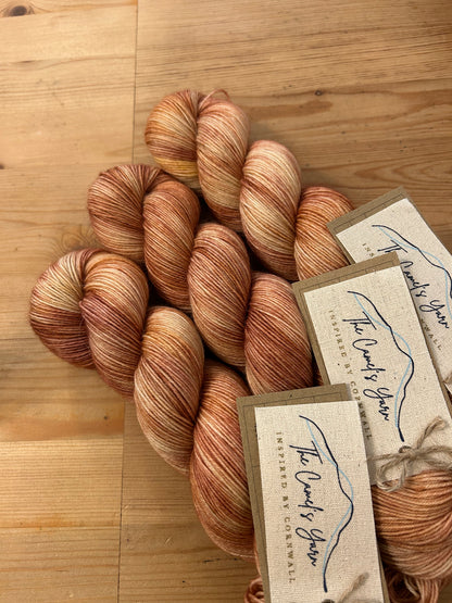 Hand-dyed BFL Fingering