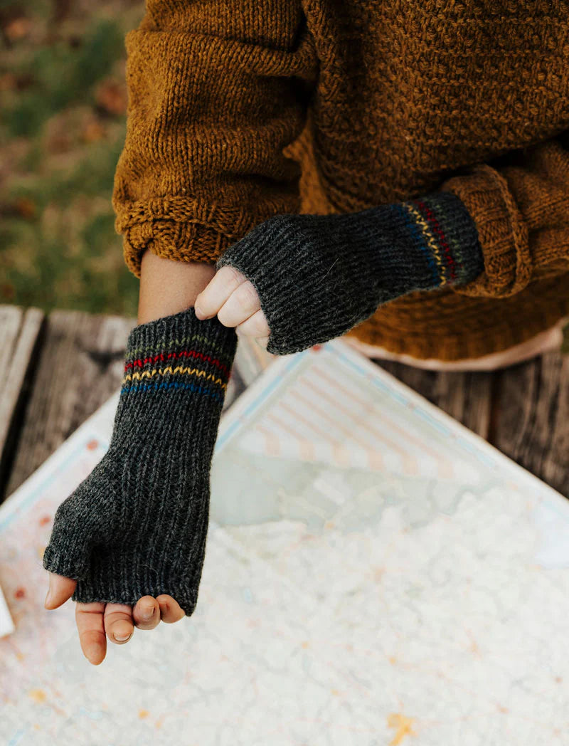 Trails & valleys: Knitwear for family adventures