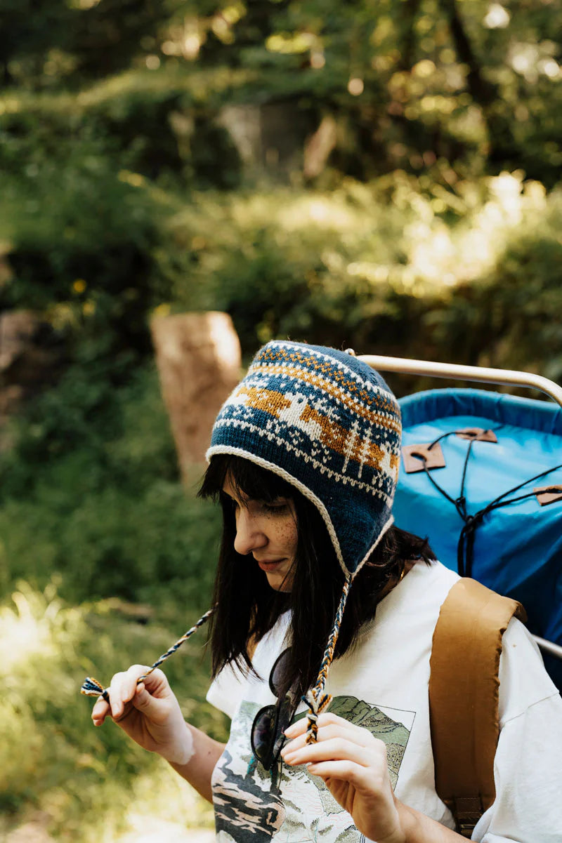 Trails & valleys: Knitwear for family adventures