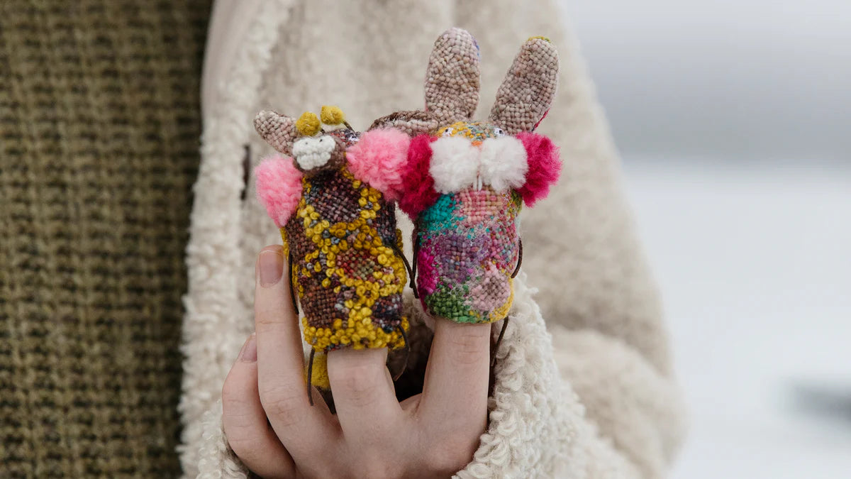Tiny friends: a guide to mosaic embroidery