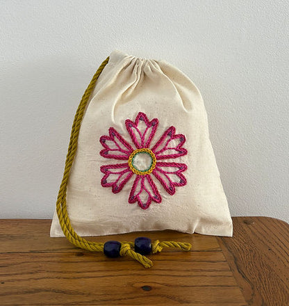 Drawstring bag embroidery kit