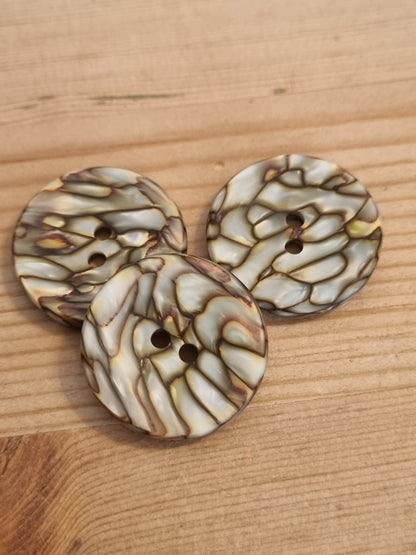 Casein buttons