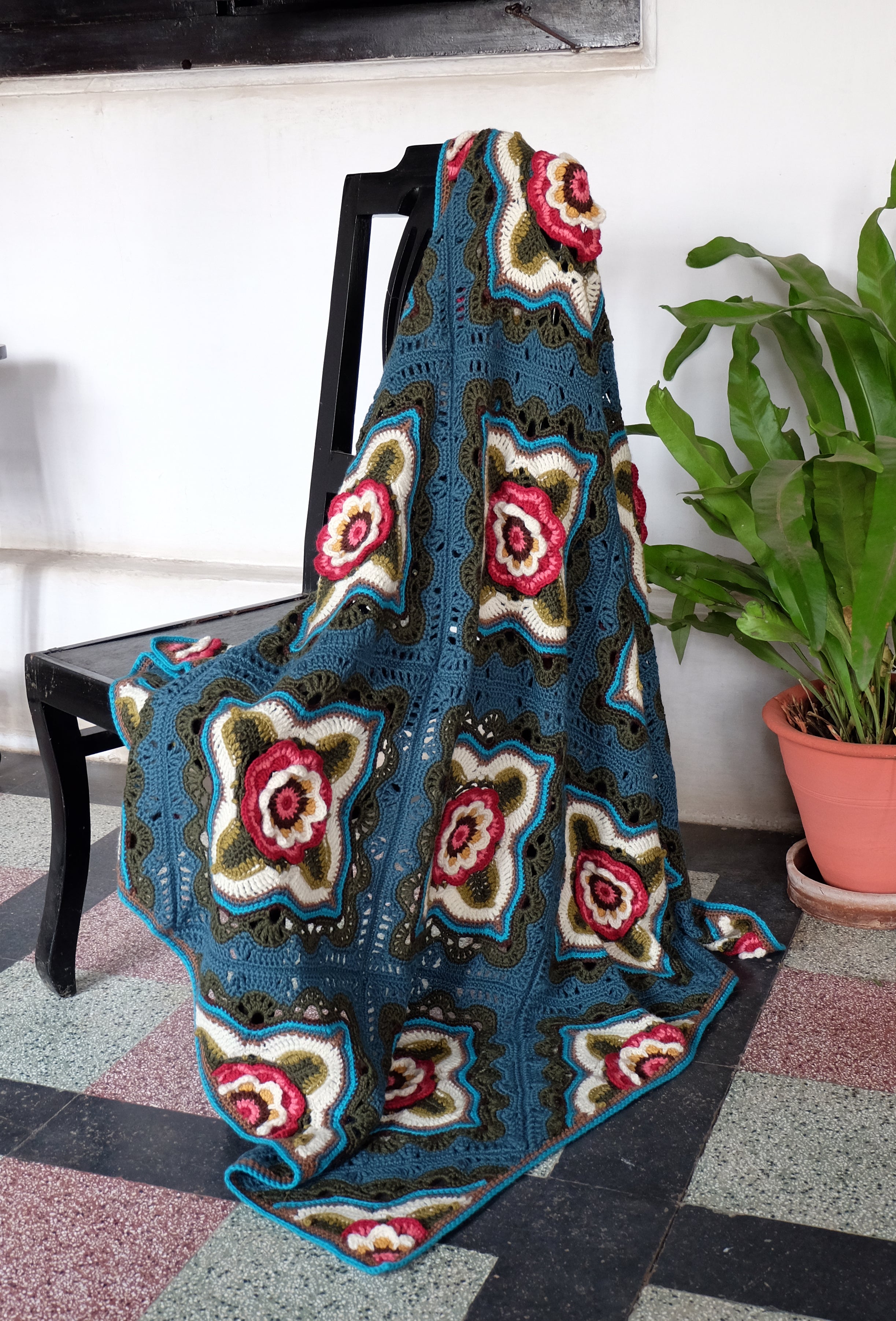 Indian Roses Blanket crochet pattern – Fibre Yard