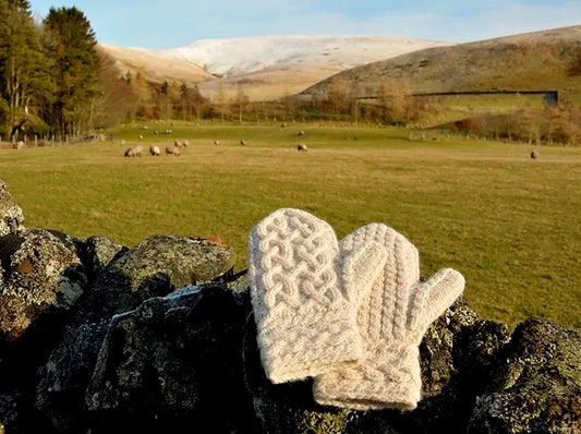 Celtic Cross Mittens knitting pattern