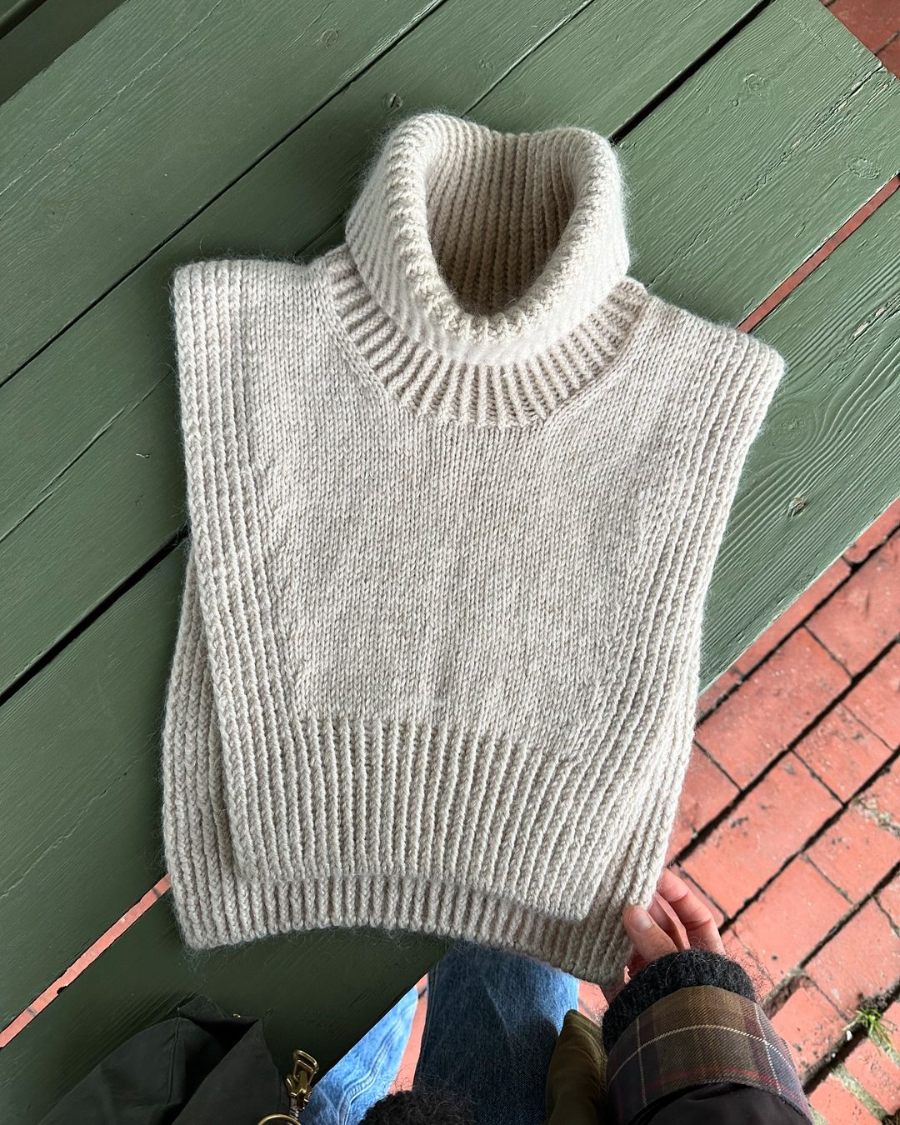 Terrazzo Neck